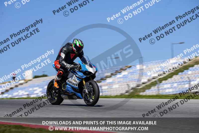 motorbikes;no limits;peter wileman photography;portimao;portugal;trackday digital images